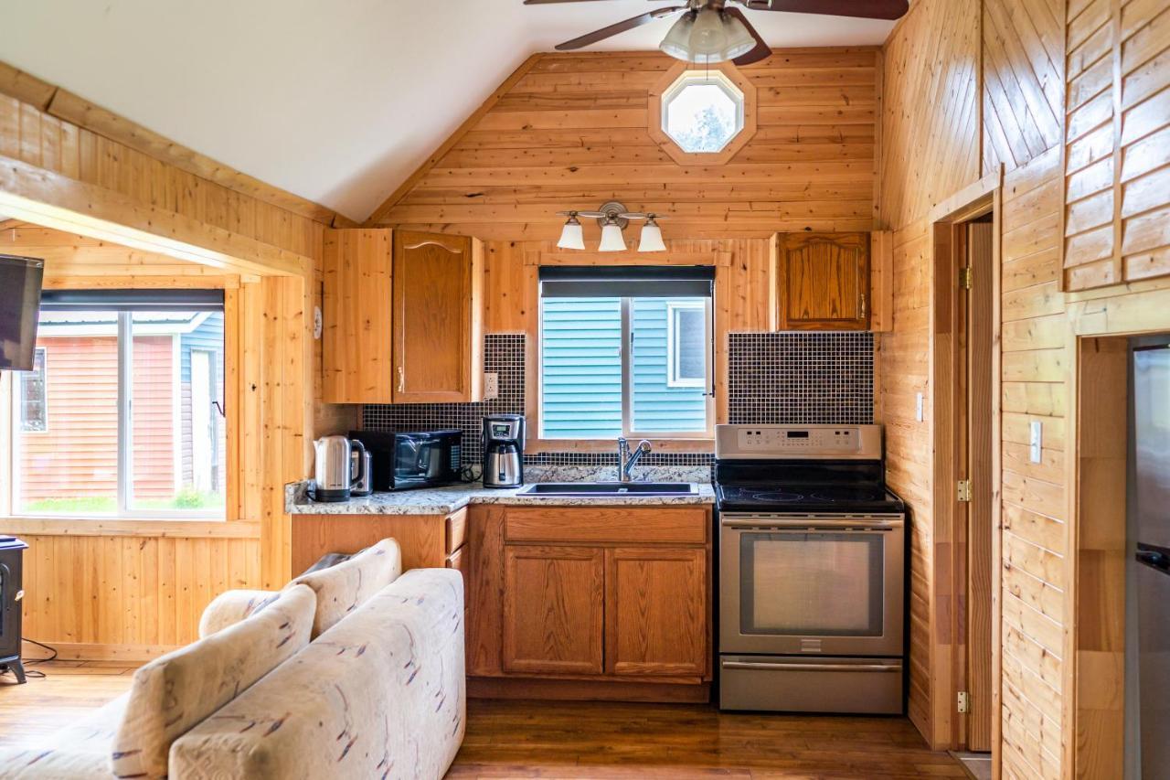 Stoneburg Cove Cottages Carrying Place Экстерьер фото